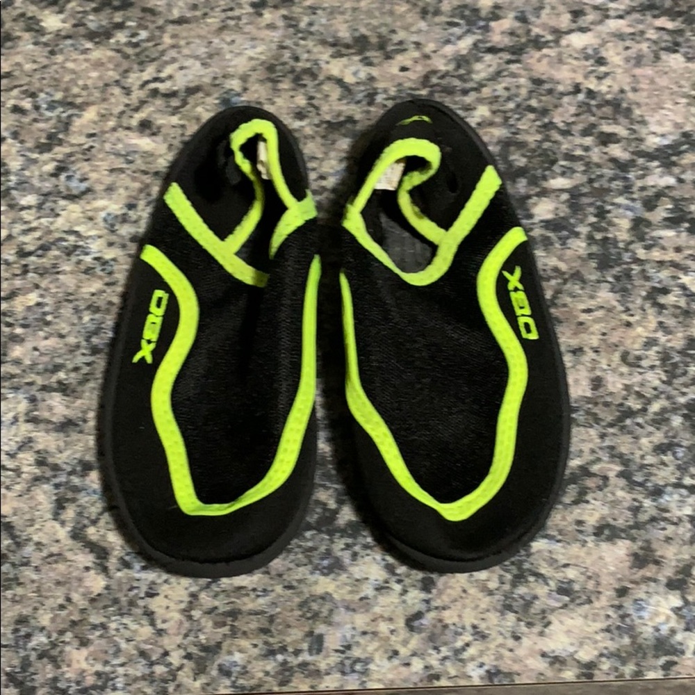 Water shoes